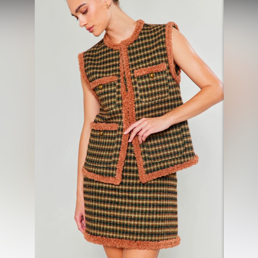 HOUNDSTOOTH VEST AND MINI SKIRT - Picture 4 of 7